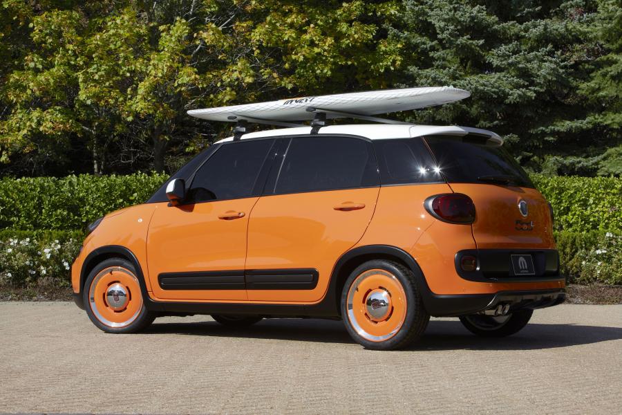  Fiat 500L Thalassa 2013 года  (фото 2 из 2)